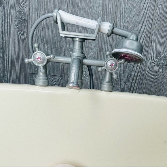 American Girl 18” Claw Foot Bath Tub with Shower Bubbles pretend play set bath - Picture 7 of 12
